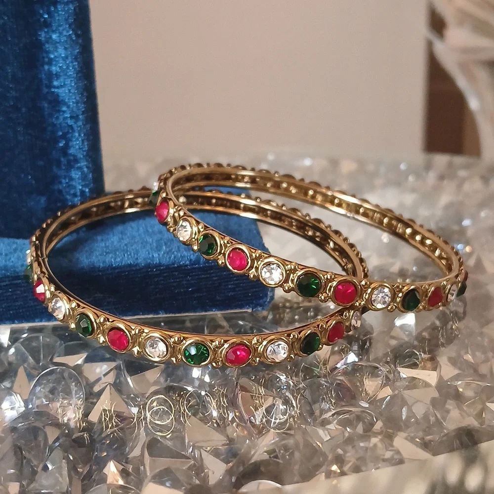 NWOT Elegant Gold Multi-Color Stone Bangle Bracelet Set